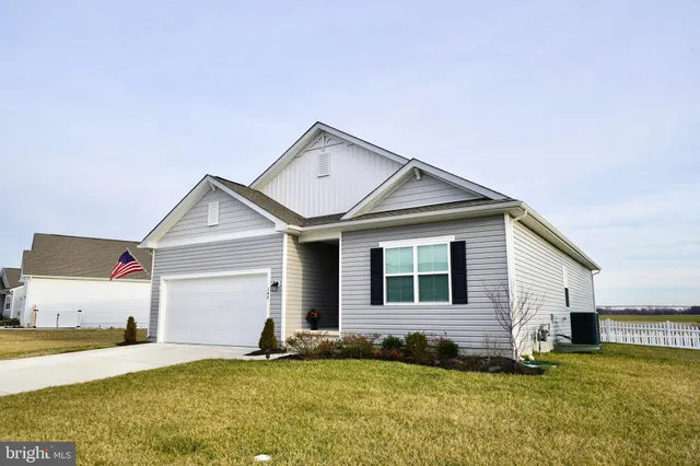 $434,900 | 340 Pontoon Drive, Felton, DE 19943