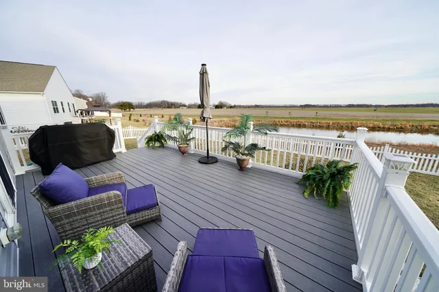 $434,900 | 340 Pontoon Drive, Felton, DE 19943