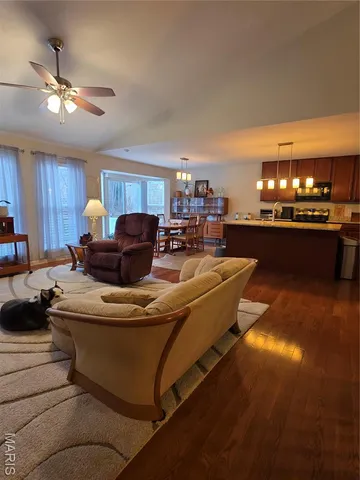 $389,900 | 2338 Windsor Castle Drive, Imperial, MO 63052