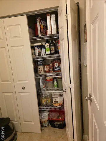 $389,900 | 2338 Windsor Castle Drive, Imperial, MO 63052