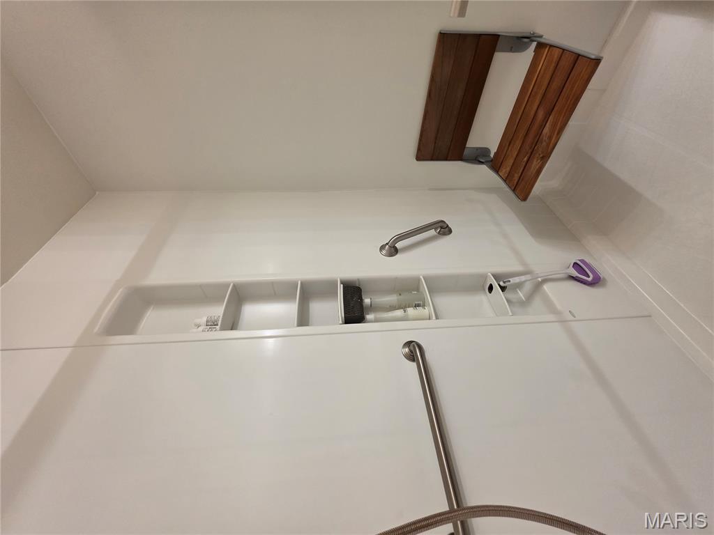 2338 Windsor Castle Drive Imperial, MO 63052 - Photo 34 of 70