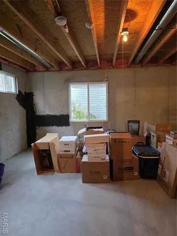 $389,900 | 2338 Windsor Castle Drive, Imperial, MO 63052