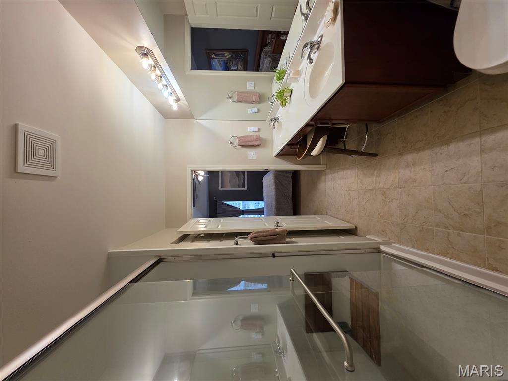 2338 Windsor Castle Drive Imperial, MO 63052 - Photo 36 of 70