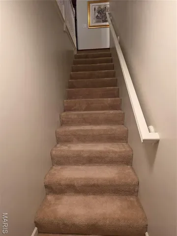 $389,900 | 2338 Windsor Castle Drive, Imperial, MO 63052