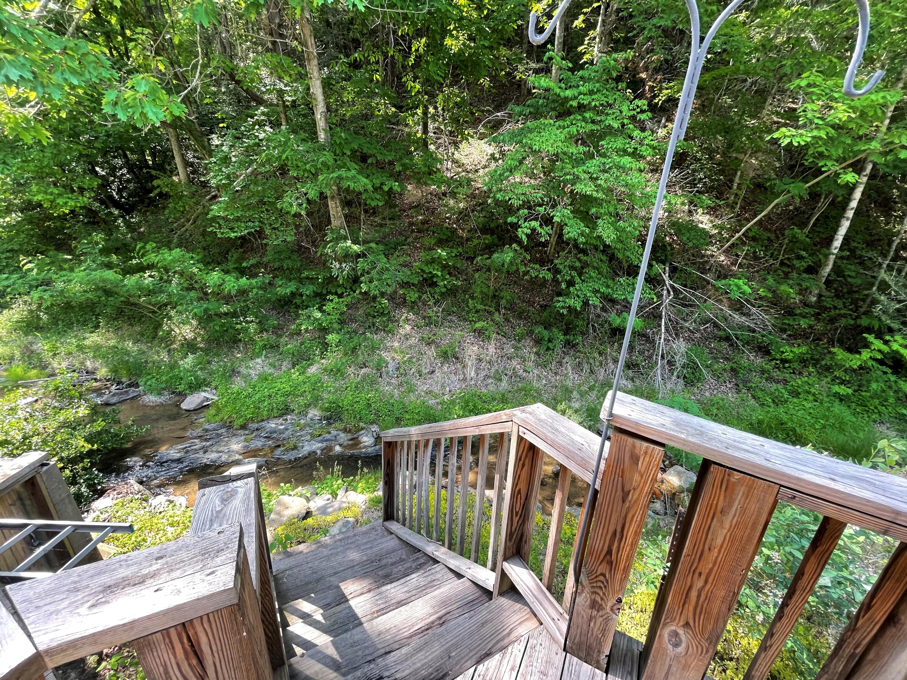 4121 Grindstaff Road Hartford, TN 37753 - Photo 27 of 31 25