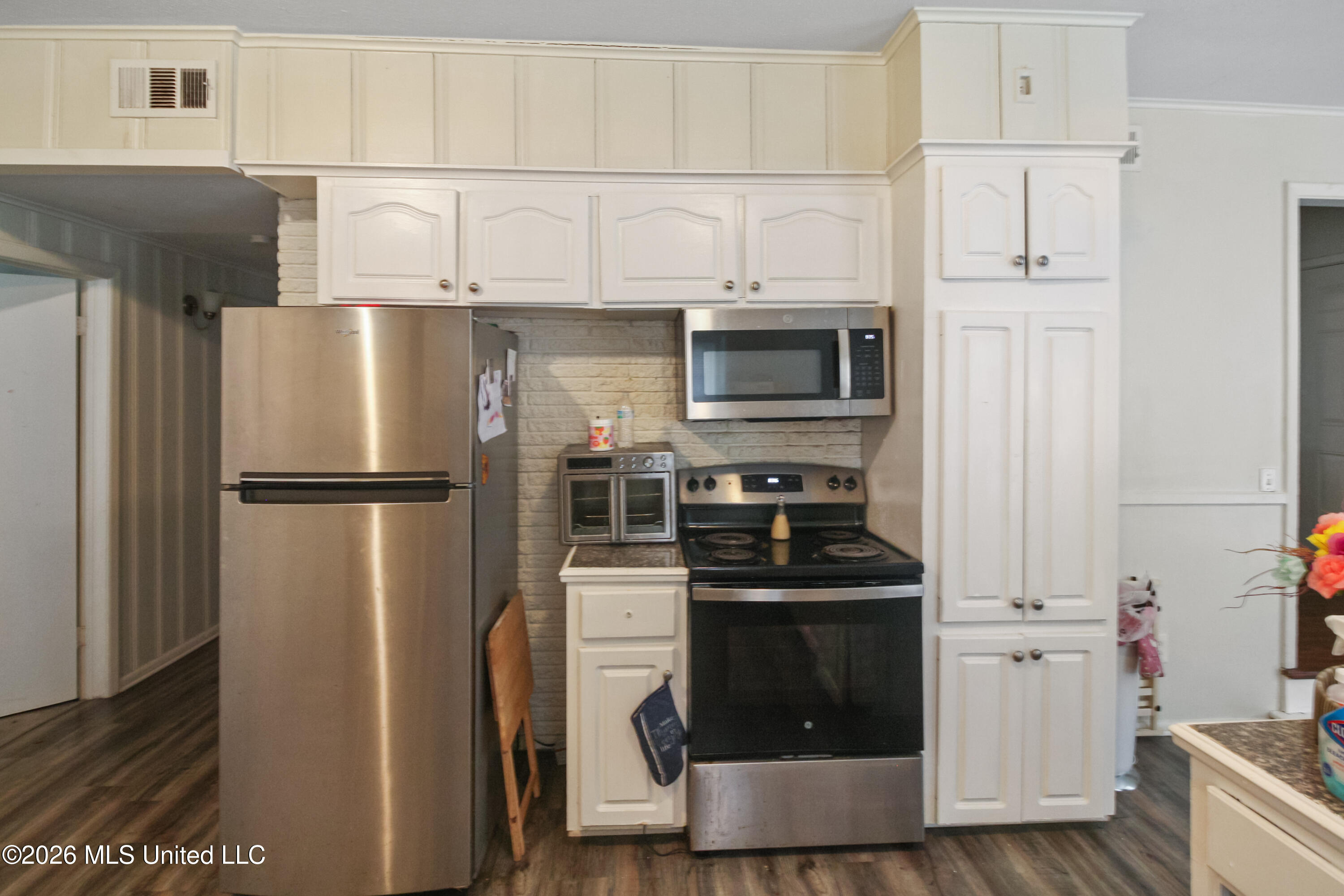 408 Northside Circle Jackson, MS 39206 - Photo 5 of 15 IMG_0038