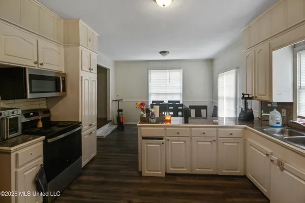 $160,000 | 408 Northside Circle, Jackson, MS 39206