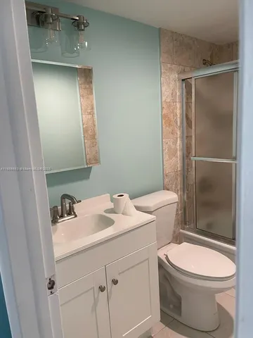 $1,500 | 202 Canterbury I, Unit 202, West Palm Beach, FL 33417