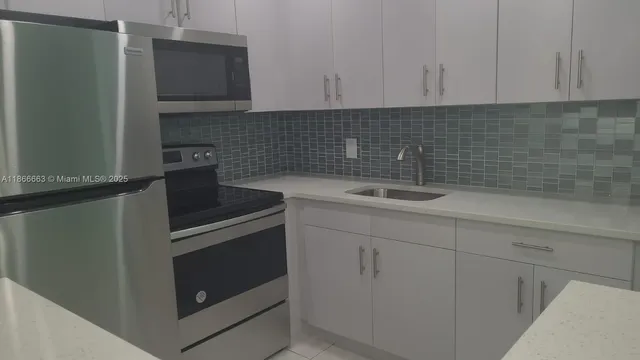 $1,500 | 202 Canterbury I, Unit 202, West Palm Beach, FL 33417