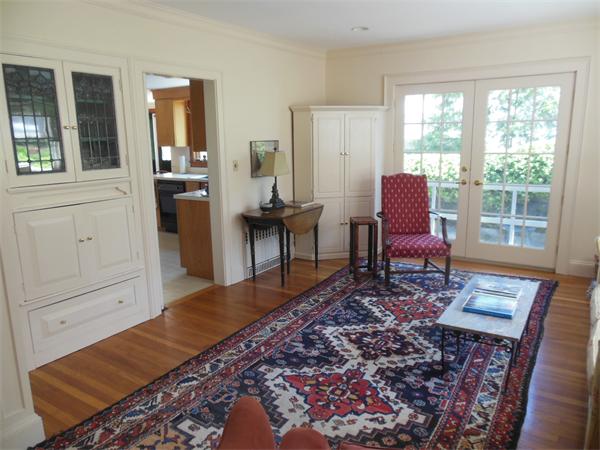 89 Meriam Street Lexington, MA 02420 - Photo 3 of 10 Gallery Image 3