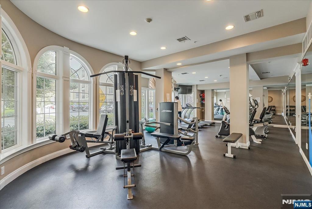 8205 Harcourt Road, Unit 8205 Clifton, NJ 07013 - Photo 25 of 39 Gallery Image 25