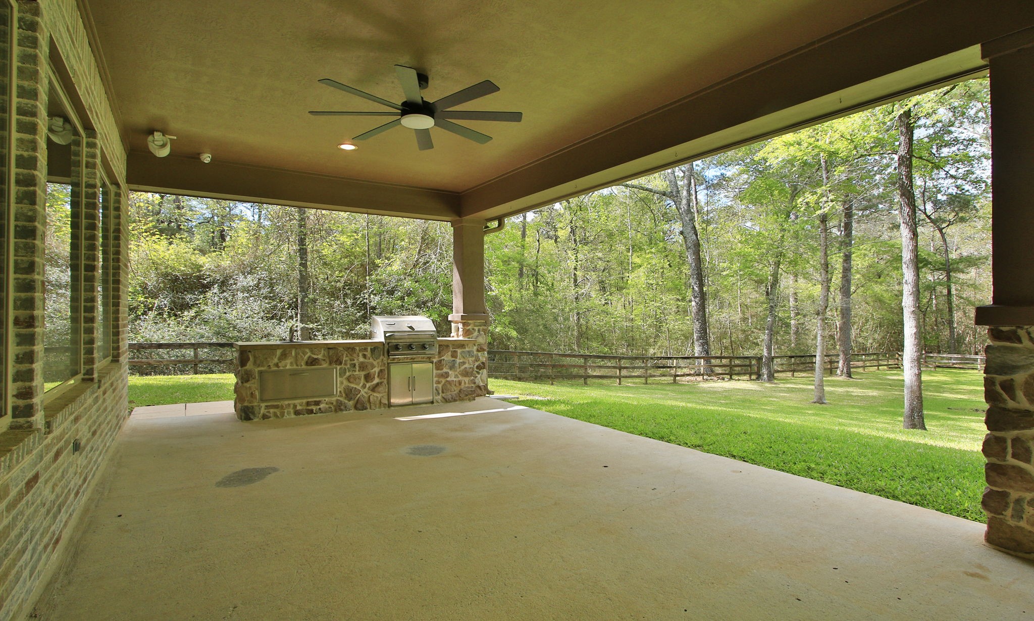 28007 Hickory Court Magnolia, TX 77355 - Photo 37 of 49 a view of swimming pool with a big yard
