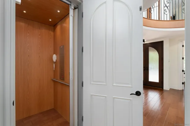 $3,750,000 | 1045 Van Nuys Street, San Diego, CA 92109