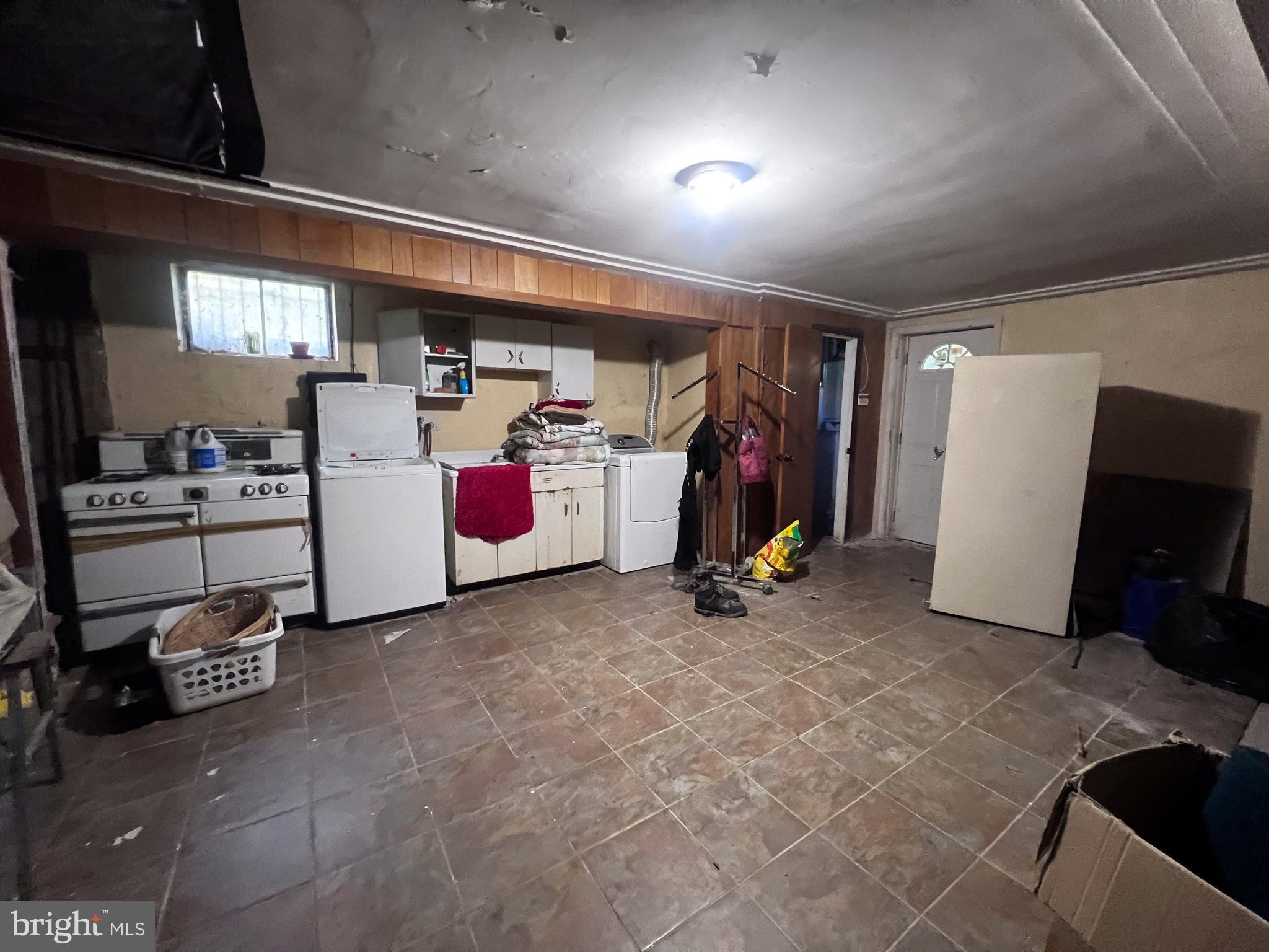 5930 Avonhoe Road Philadelphia, PA 19138 - Photo 11 of 19 Gallery Image 11