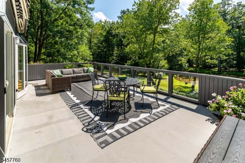102 Lindbergh Road Hopewell, NJ 08525 - Photo 33 of 49 Gallery Image 33