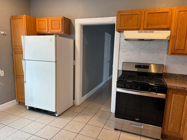 $900 | 710 East 13th Street, Unit 1, Davenport, IA 52803
