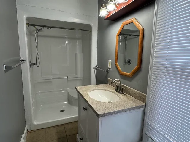 $900 | 710 East 13th Street, Unit 1, Davenport, IA 52803