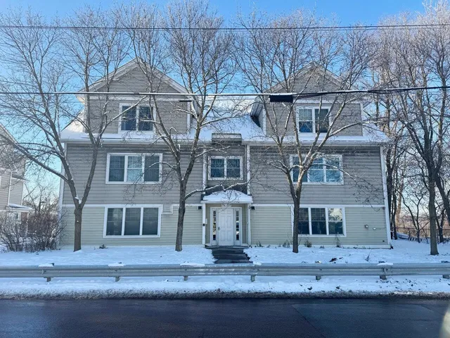 $245,000 | 354 Manhattan Drive, Unit 10, Burlington, VT 05401