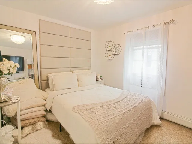 $245,000 | 354 Manhattan Drive, Unit 10, Burlington, VT 05401