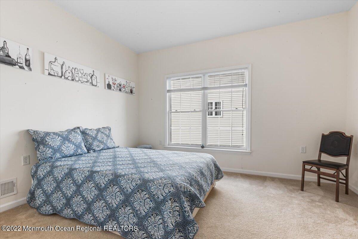 33 Yates Road Manalapan, NJ 07726 - Photo 19 of 33 18-33 Yates Rd, Manalapan, NJ-18