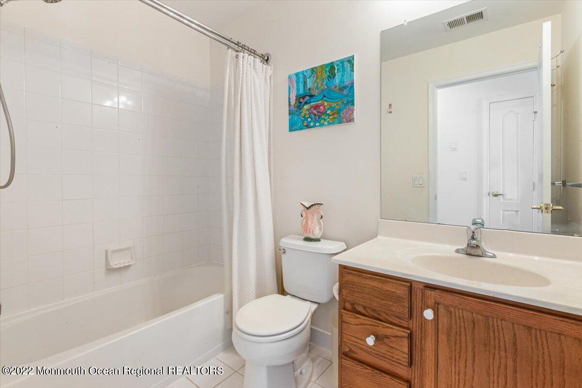 33 Yates Road Manalapan, NJ 07726 - Photo 26 of 33 26-33 Yates Rd, Manalapan, NJ-26
