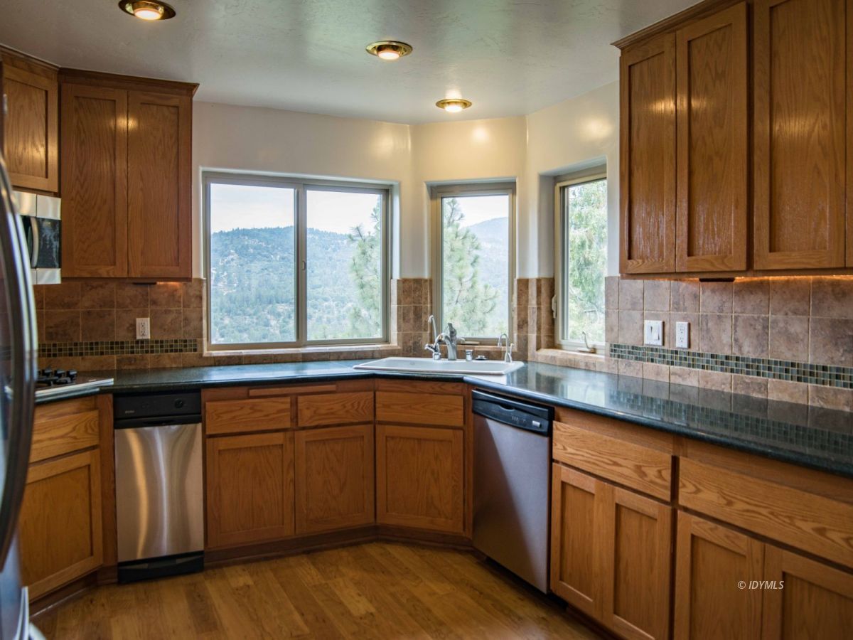 52670 Double View Drive Idyllwild, CA 92549 - Photo 11 of 37 Untitled