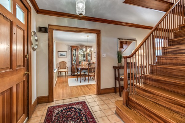 11 Powder House Rd Extension Medford, MA 02155 - Photo 7 of 28 Gallery Image 7