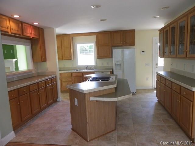 389 Kelly Road York, SC 29745 - Photo 3 of 14