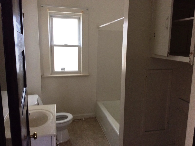 605 Indiana Street Decatur, IN 46733 - Photo 7 of 10