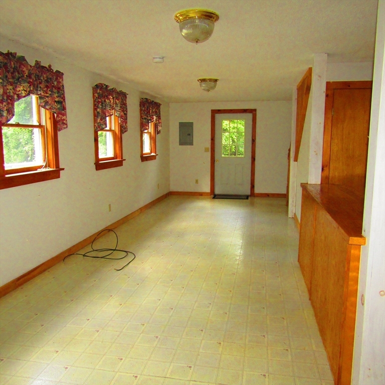 79 Aqua Vitae Road Hadley, MA 01035 - Photo 13 of 25 a view of a room with window