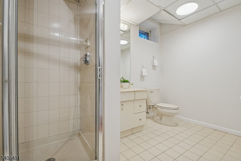 22 Moran Road West Orange, NJ 07052 - Photo 37 of 50