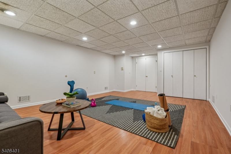 22 Moran Road West Orange, NJ 07052 - Photo 38 of 50