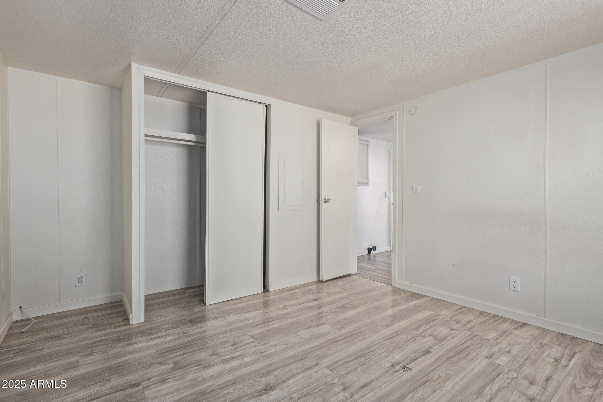 1221 North Dysart Road, Unit 35 Avondale, AZ 85323 - Photo 15 of 22 a view of an empty room