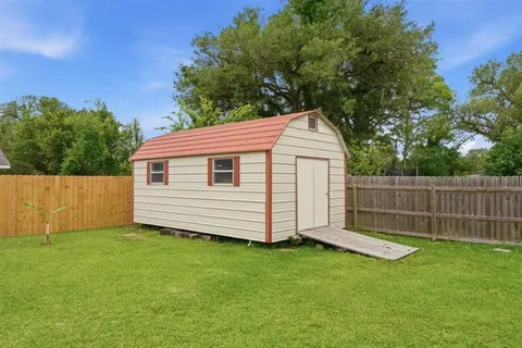 $229,000 | 613 Glover Street, Lake Charles, LA 70605