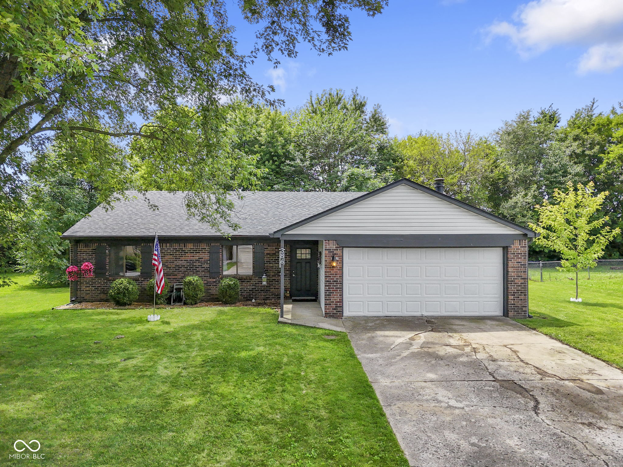 386 Boonesboro Road Greenwood, IN 46142 - Photo 1 of 16