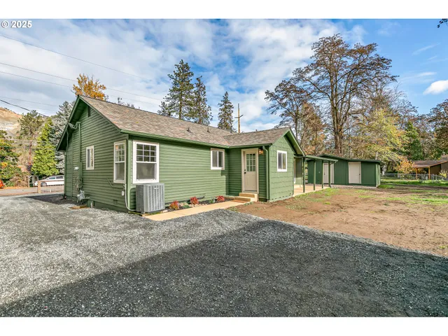a view of a house with a outdoor space