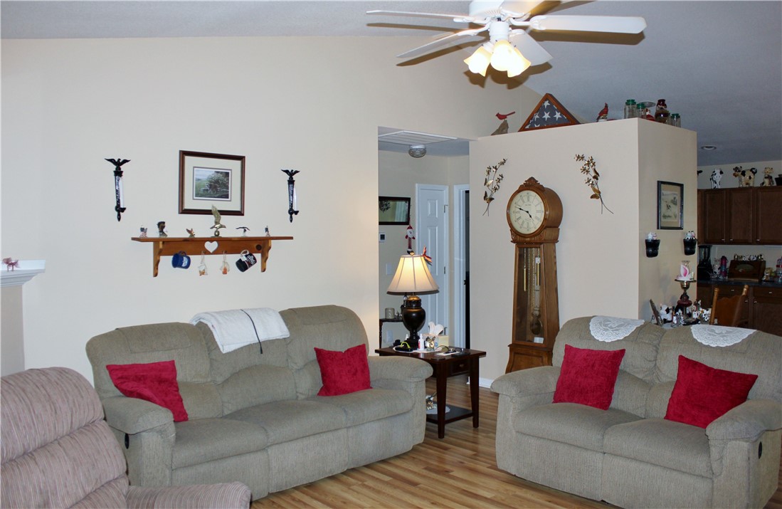 226 Rio Way Anderson, SC 29625 - Photo 6 of 16 Spacious living area opened to kitchen and dining