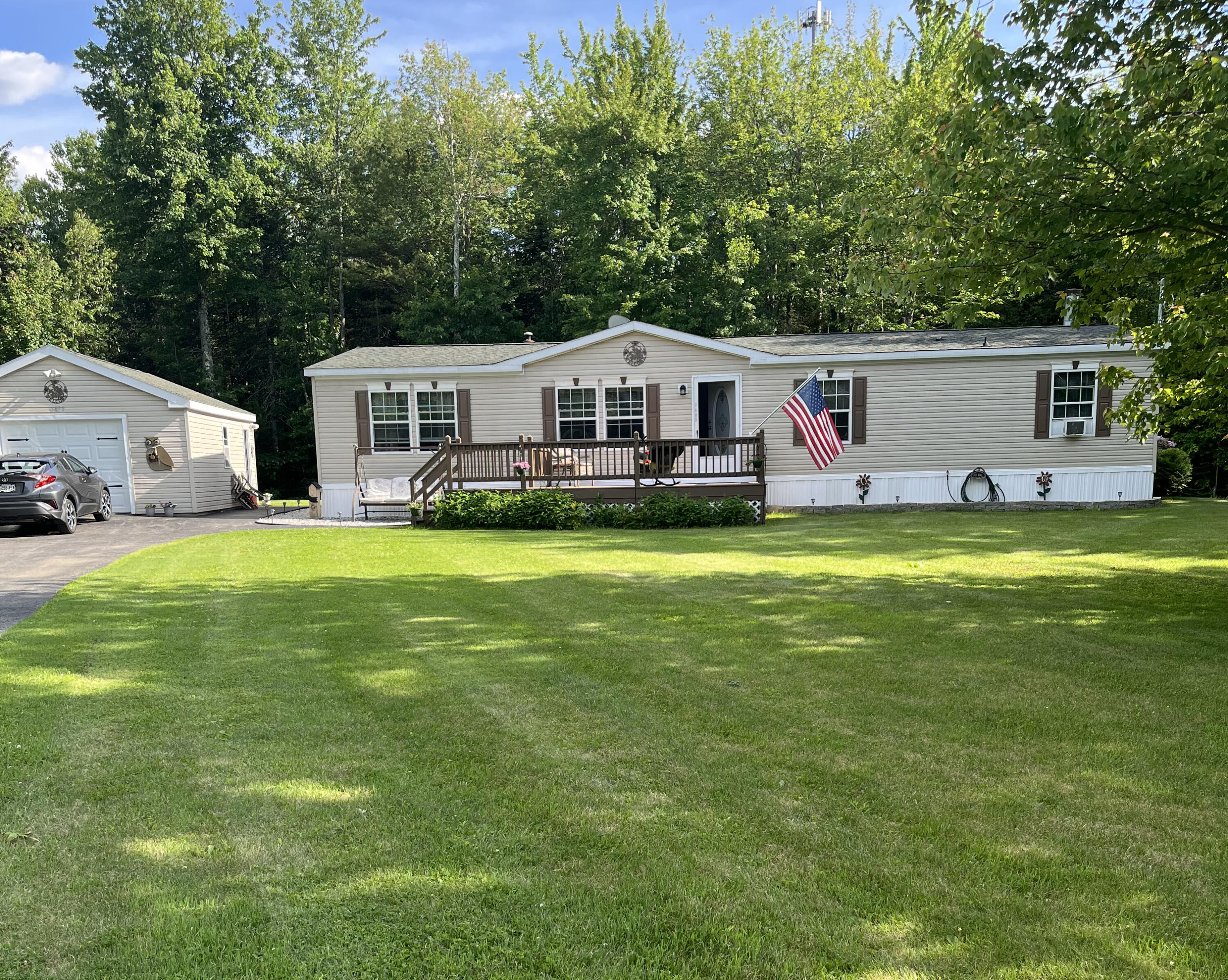 1483 Bangor Road Clinton, ME 04927 - Photo 1 of 18 Front of Home