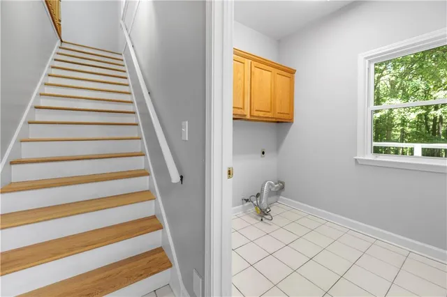 $875,000 | 3334 Trails End Road Northeast, Roswell, GA 30075