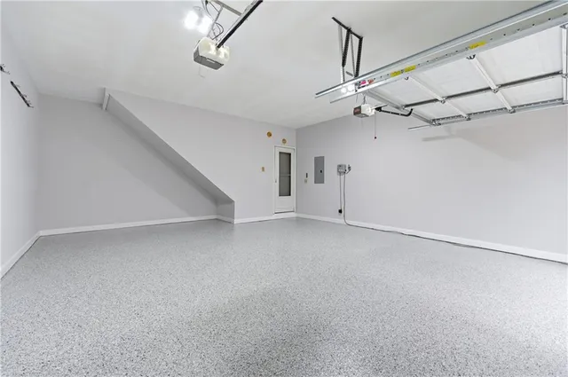 $875,000 | 3334 Trails End Road Northeast, Roswell, GA 30075