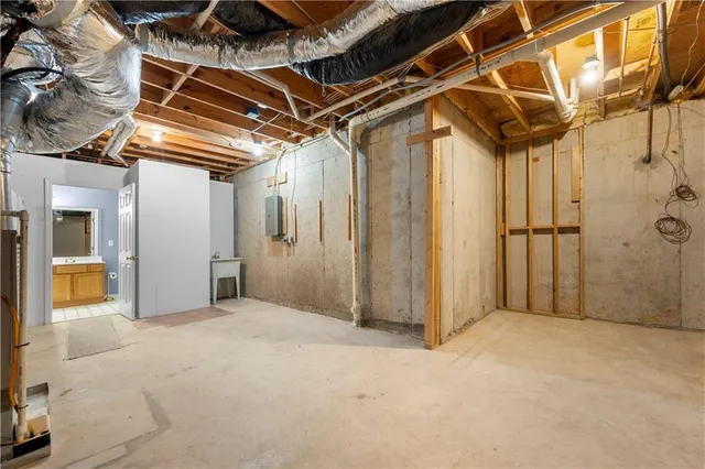 $875,000 | 3334 Trails End Road Northeast, Roswell, GA 30075