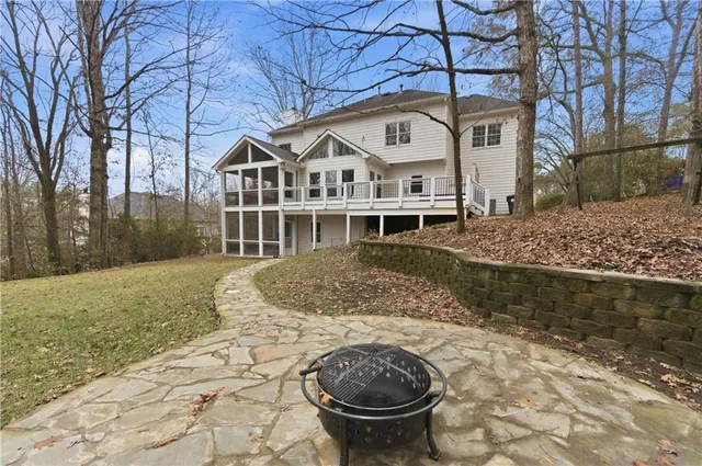 $875,000 | 3334 Trails End Road Northeast, Roswell, GA 30075