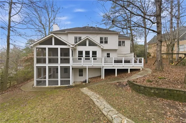$875,000 | 3334 Trails End Road Northeast, Roswell, GA 30075