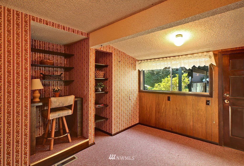 22584 Jefferson Point Road Northeast Kingston, WA 98346 - Photo 14 of 25 Gallery Image 14