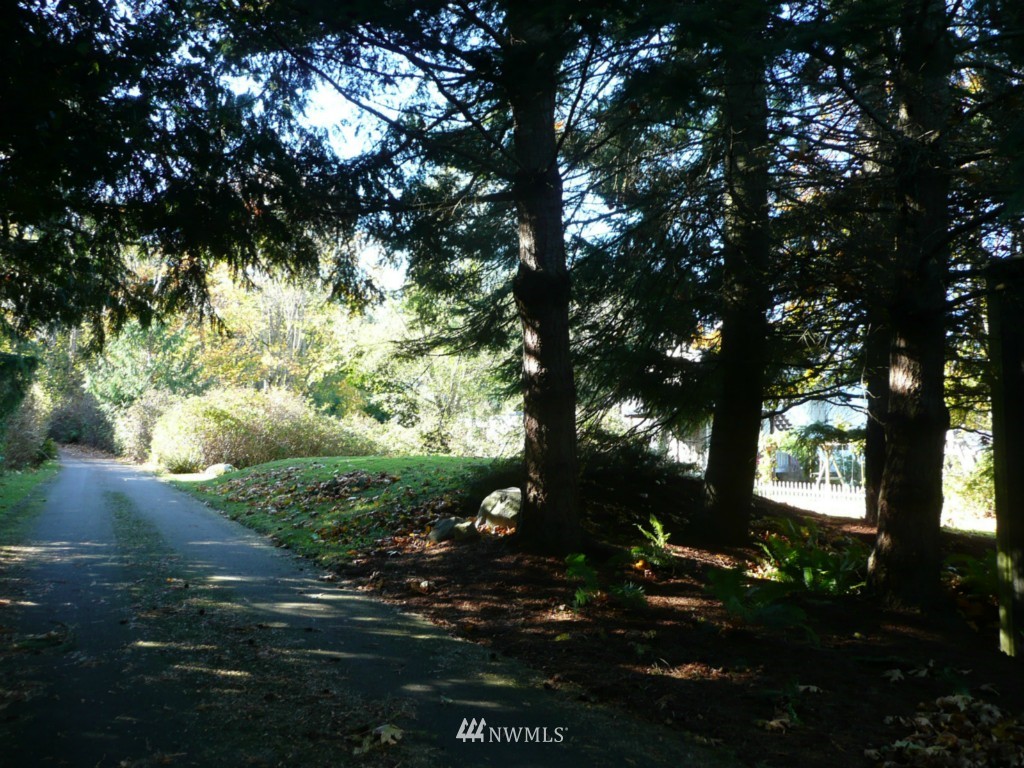 22584 Jefferson Point Road Northeast Kingston, WA 98346 - Photo 19 of 25 Gallery Image 19
