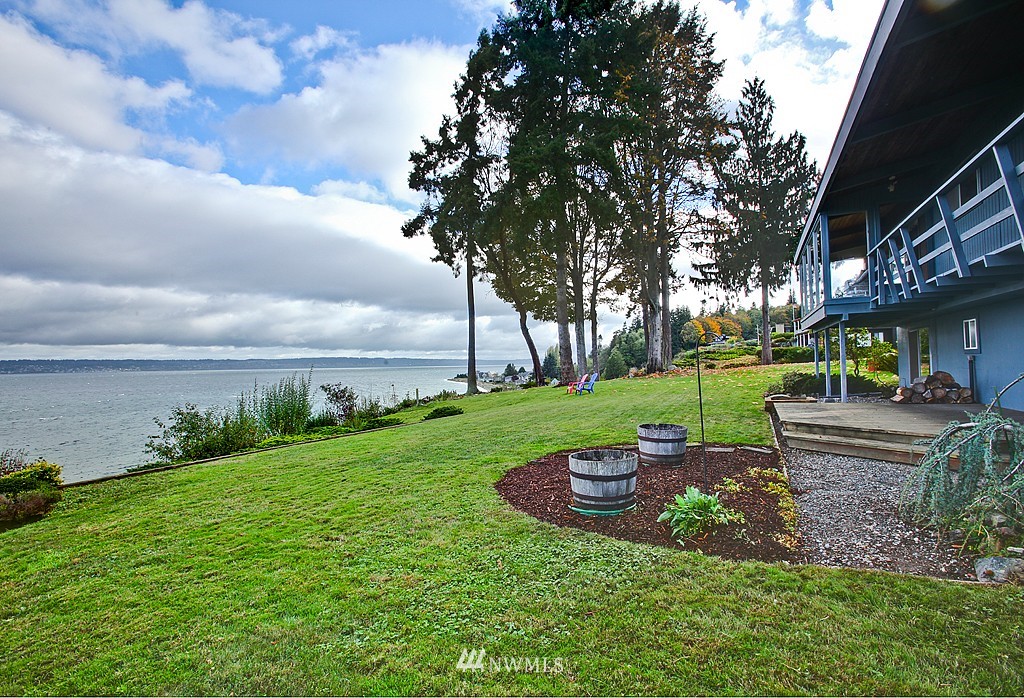 22584 Jefferson Point Road Northeast Kingston, WA 98346 - Photo 22 of 25 Gallery Image 22