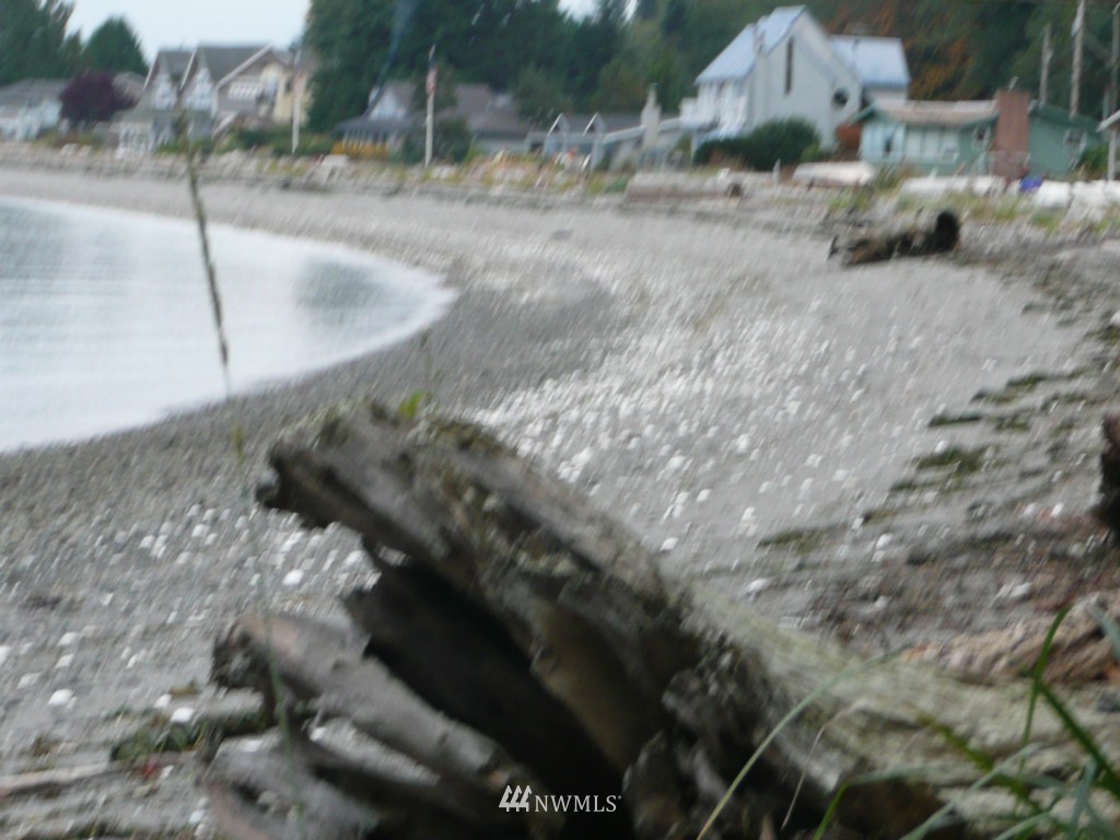 22584 Jefferson Point Road Northeast Kingston, WA 98346 - Photo 24 of 25 Gallery Image 24