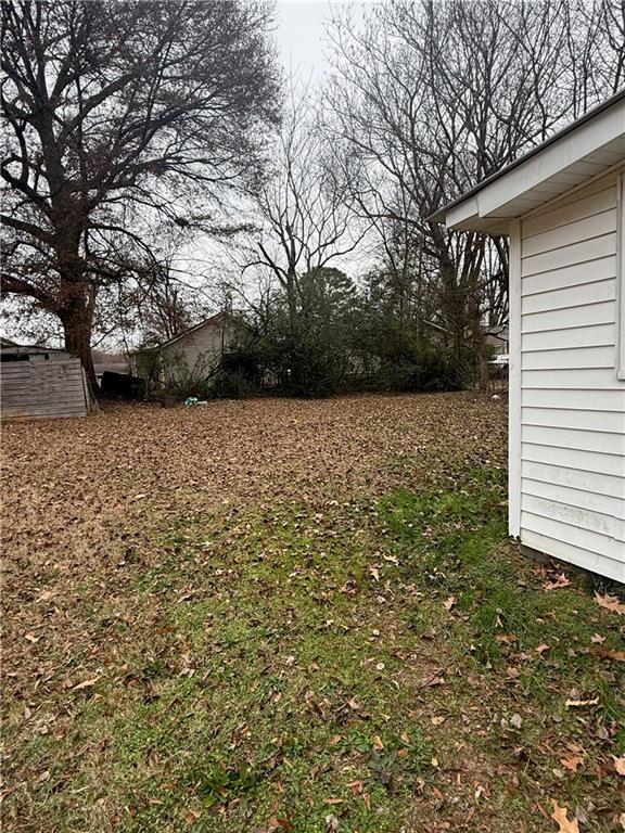 128 Victor Street Calhoun, GA 30701 - Photo 2 of 5 a view of outdoor space and yard