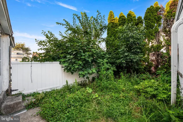 $271,000 | 207 Berbro Avenue, Upper Darby, PA 19082