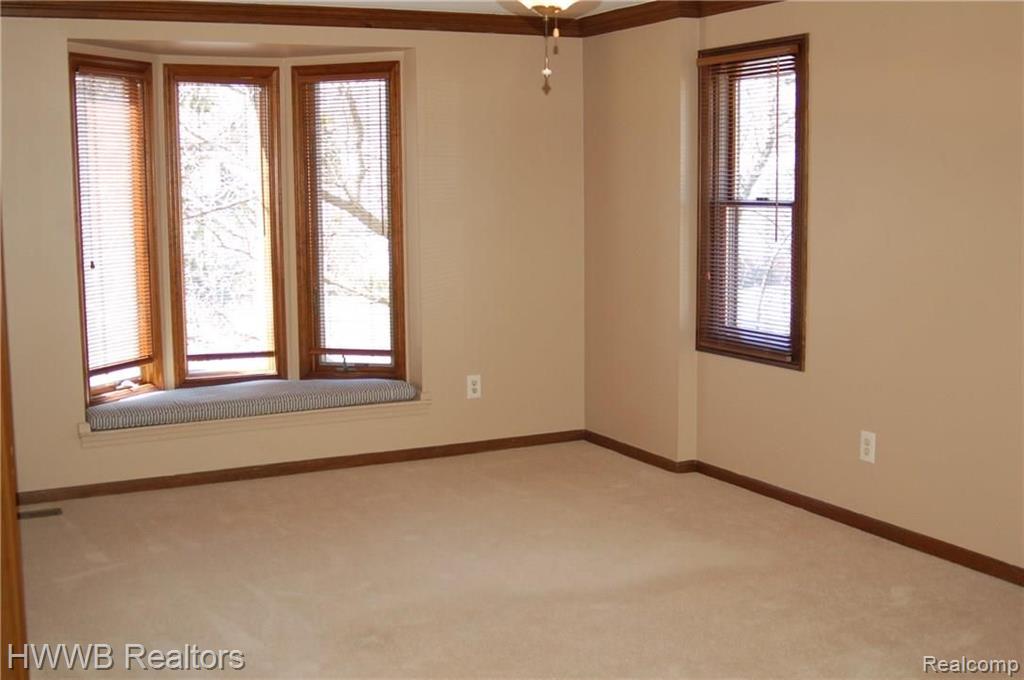 564 Sunlight Drive Rochester Hills, MI 48309 - Photo 32 of 47